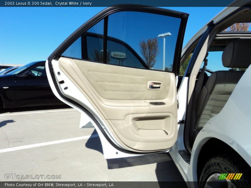 Crystal White / Ivory 2003 Lexus IS 300 Sedan