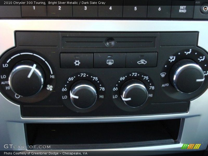 Bright Silver Metallic / Dark Slate Gray 2010 Chrysler 300 Touring