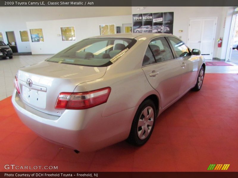 Classic Silver Metallic / Ash 2009 Toyota Camry LE