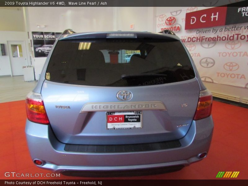 Wave Line Pearl / Ash 2009 Toyota Highlander V6 4WD