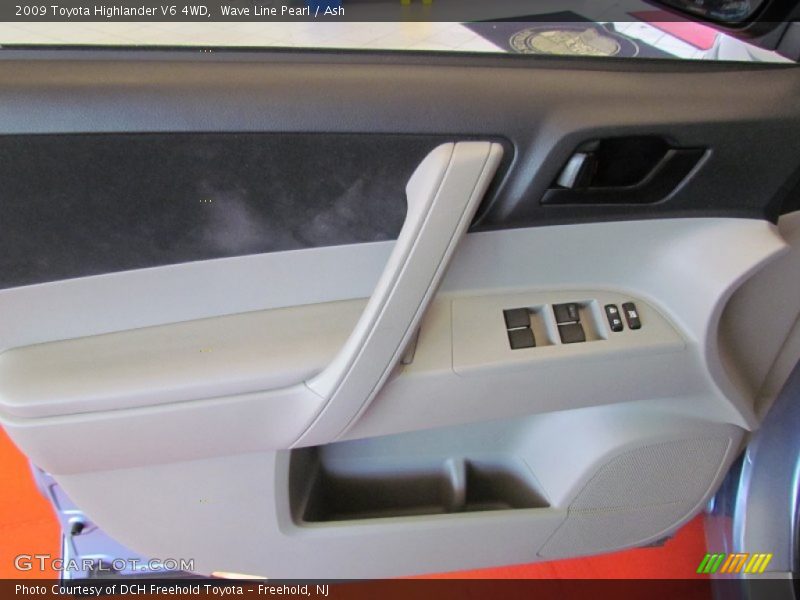 Wave Line Pearl / Ash 2009 Toyota Highlander V6 4WD