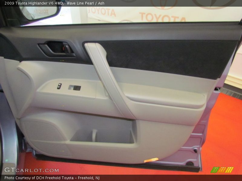 Wave Line Pearl / Ash 2009 Toyota Highlander V6 4WD
