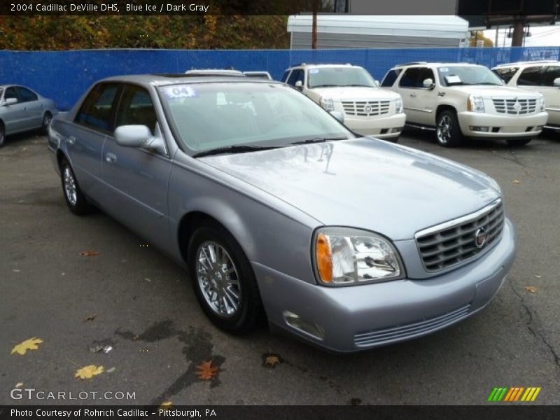Front 3/4 View of 2004 DeVille DHS