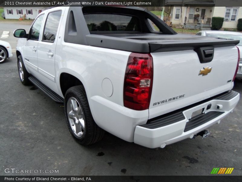 Summit White / Dark Cashmere/Light Cashmere 2011 Chevrolet Avalanche LT 4x4