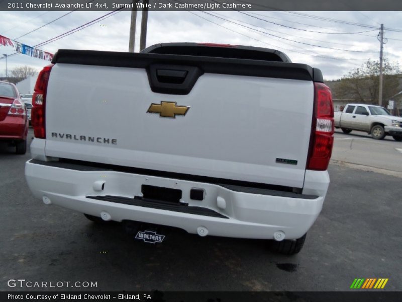 Summit White / Dark Cashmere/Light Cashmere 2011 Chevrolet Avalanche LT 4x4
