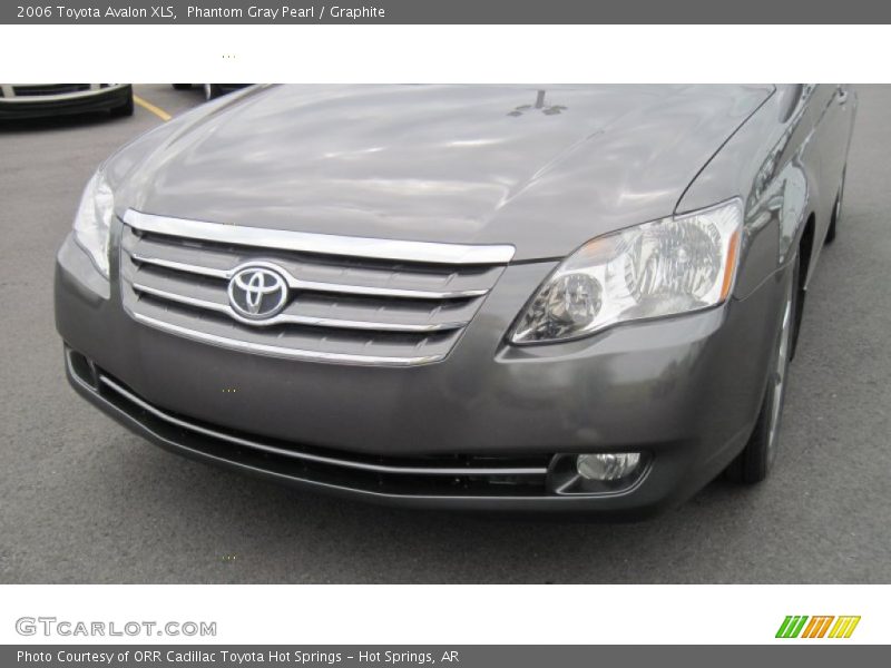 Phantom Gray Pearl / Graphite 2006 Toyota Avalon XLS