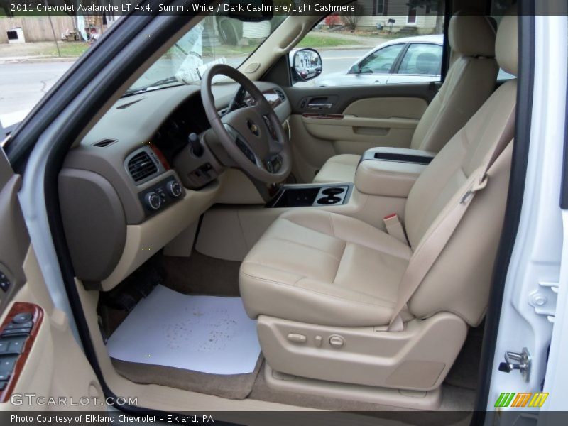 Summit White / Dark Cashmere/Light Cashmere 2011 Chevrolet Avalanche LT 4x4