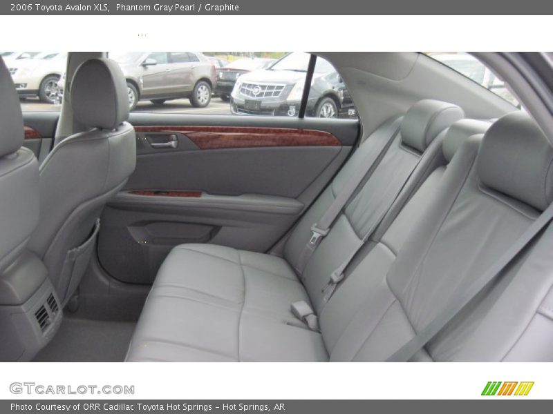 Phantom Gray Pearl / Graphite 2006 Toyota Avalon XLS