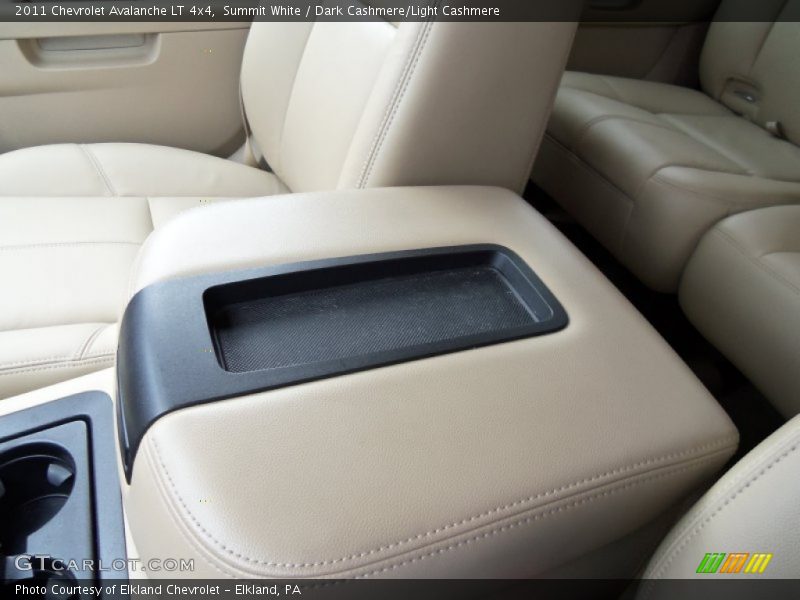 Summit White / Dark Cashmere/Light Cashmere 2011 Chevrolet Avalanche LT 4x4