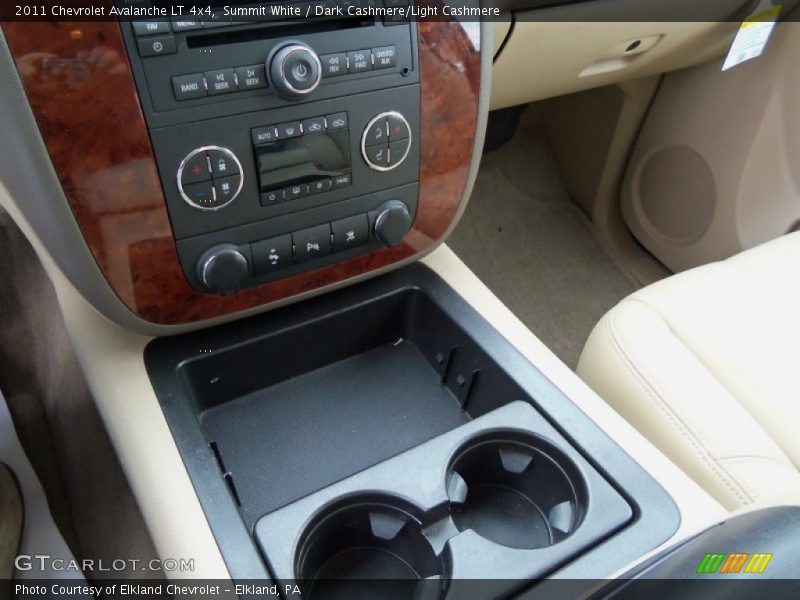 Summit White / Dark Cashmere/Light Cashmere 2011 Chevrolet Avalanche LT 4x4