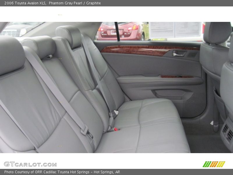 Phantom Gray Pearl / Graphite 2006 Toyota Avalon XLS