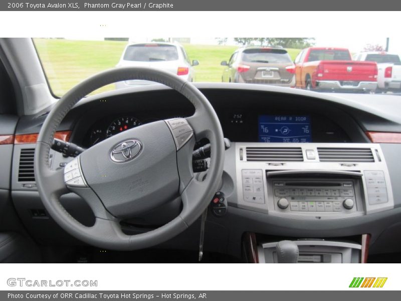 Phantom Gray Pearl / Graphite 2006 Toyota Avalon XLS