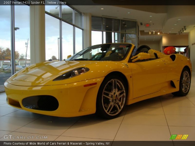 Yellow / Nero 2007 Ferrari F430 Spider F1