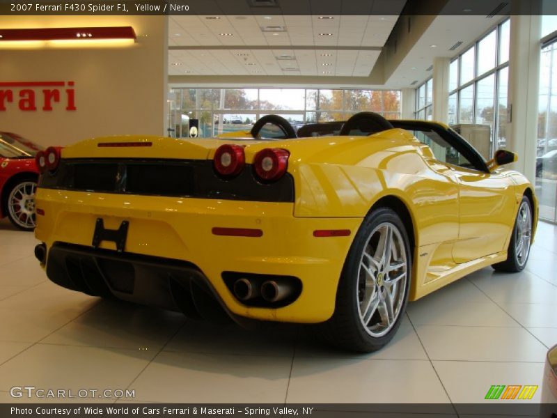 Yellow / Nero 2007 Ferrari F430 Spider F1