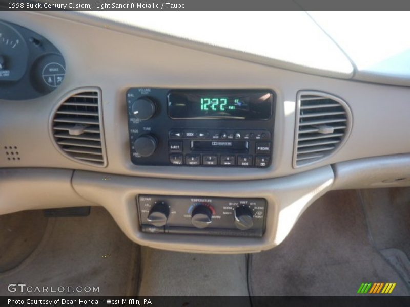 Light Sandrift Metallic / Taupe 1998 Buick Century Custom