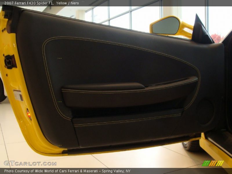 Yellow / Nero 2007 Ferrari F430 Spider F1