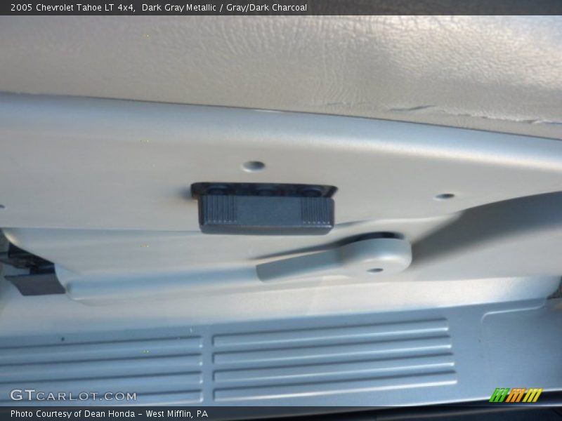 Dark Gray Metallic / Gray/Dark Charcoal 2005 Chevrolet Tahoe LT 4x4