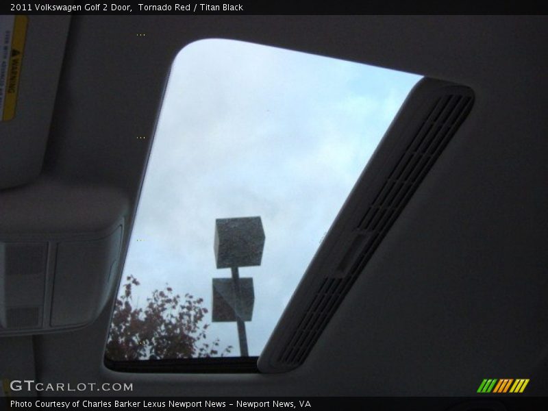 Tornado Red / Titan Black 2011 Volkswagen Golf 2 Door