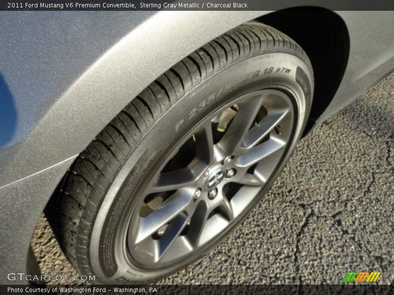 Sterling Gray Metallic / Charcoal Black 2011 Ford Mustang V6 Premium Convertible
