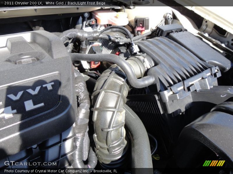 White Gold / Black/Light Frost Beige 2011 Chrysler 200 LX