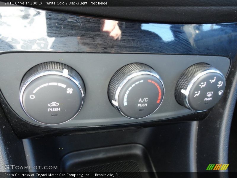 White Gold / Black/Light Frost Beige 2011 Chrysler 200 LX