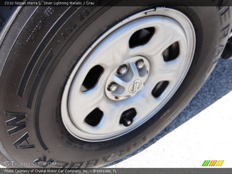 Silver Lightning Metallic / Gray 2010 Nissan Xterra S