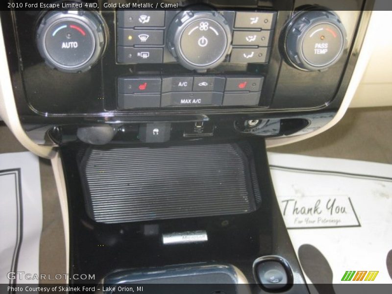 Controls of 2010 Escape Limited 4WD