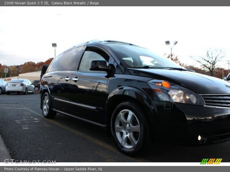 Galaxy Black Metallic / Beige 2008 Nissan Quest 3.5 SE