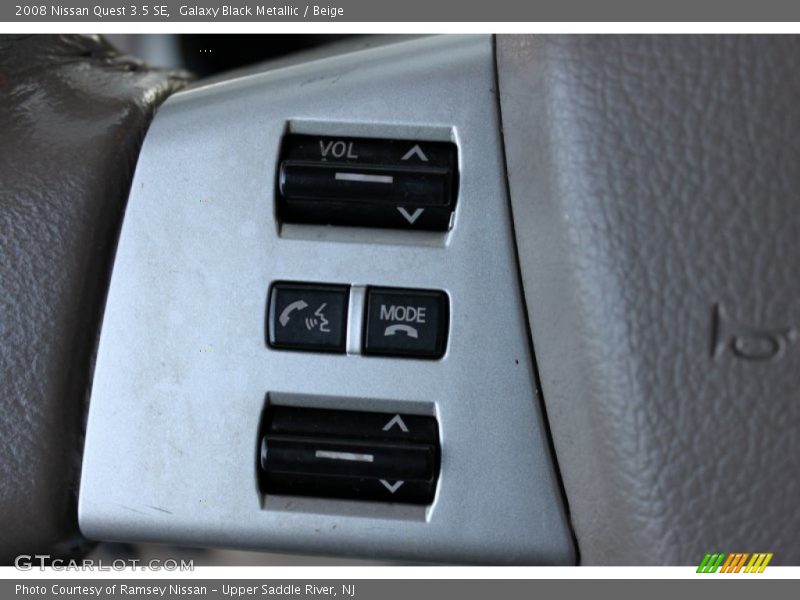 Galaxy Black Metallic / Beige 2008 Nissan Quest 3.5 SE