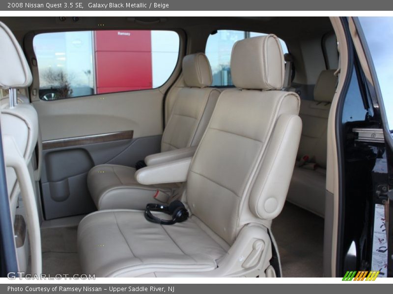 Galaxy Black Metallic / Beige 2008 Nissan Quest 3.5 SE