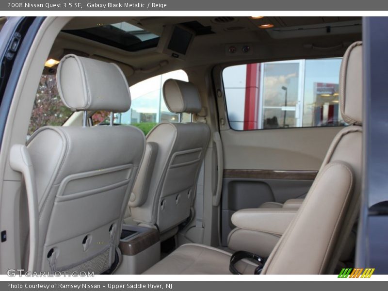 Galaxy Black Metallic / Beige 2008 Nissan Quest 3.5 SE
