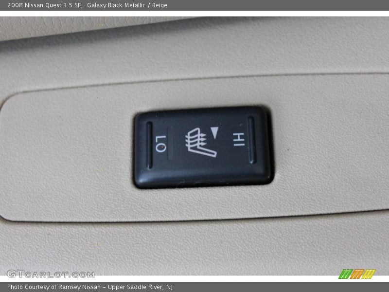 Galaxy Black Metallic / Beige 2008 Nissan Quest 3.5 SE