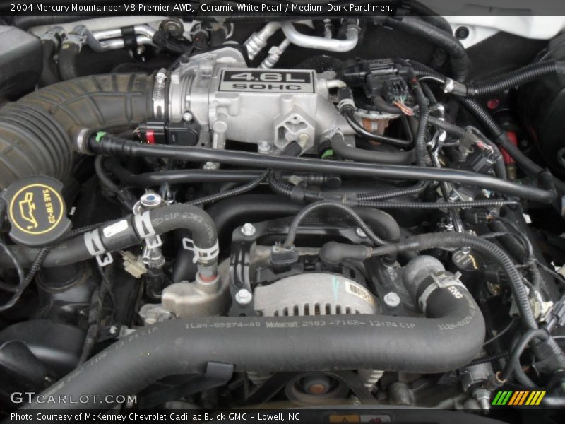 Ceramic White Pearl / Medium Dark Parchment 2004 Mercury Mountaineer V8 Premier AWD