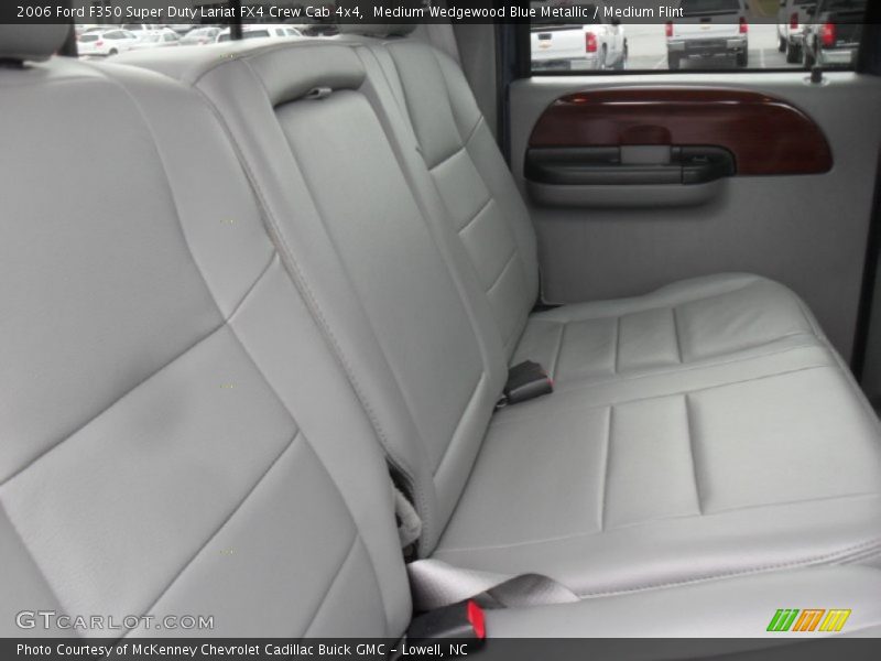 Medium Wedgewood Blue Metallic / Medium Flint 2006 Ford F350 Super Duty Lariat FX4 Crew Cab 4x4