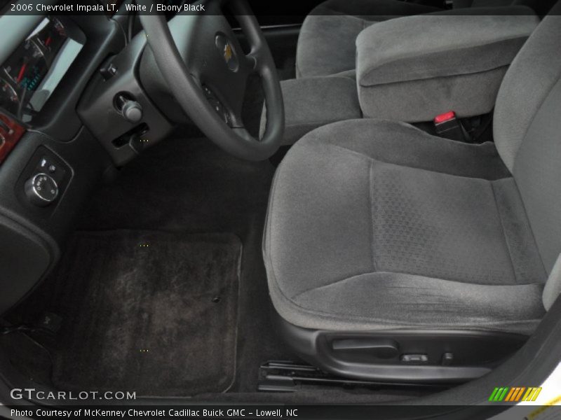 White / Ebony Black 2006 Chevrolet Impala LT