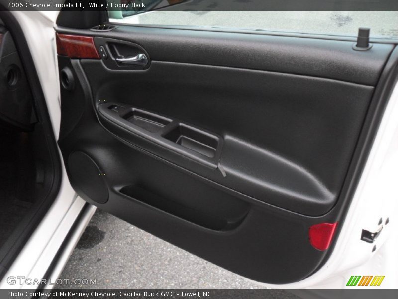 White / Ebony Black 2006 Chevrolet Impala LT
