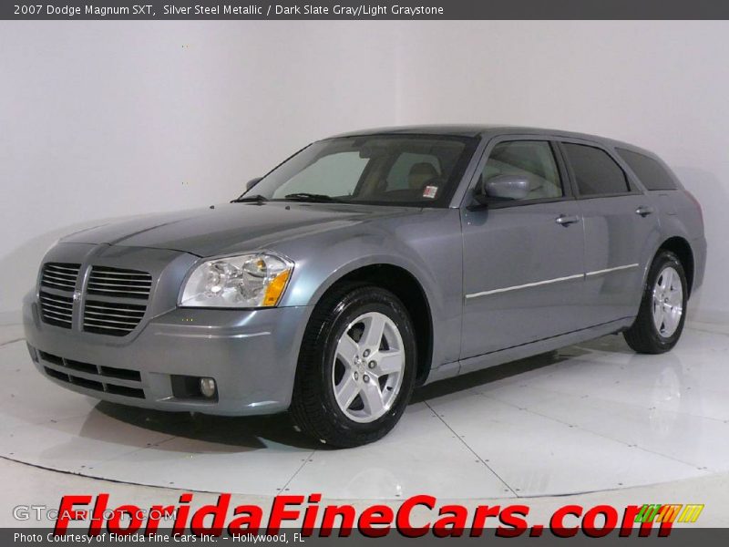 Silver Steel Metallic / Dark Slate Gray/Light Graystone 2007 Dodge Magnum SXT
