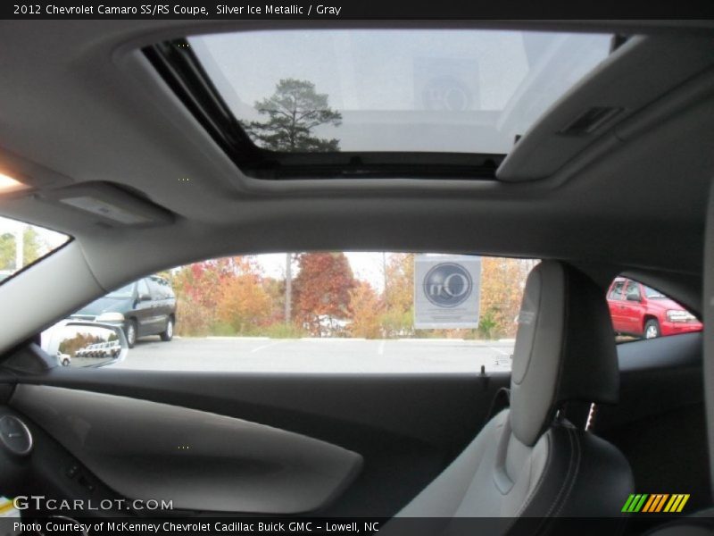 Sunroof of 2012 Camaro SS/RS Coupe