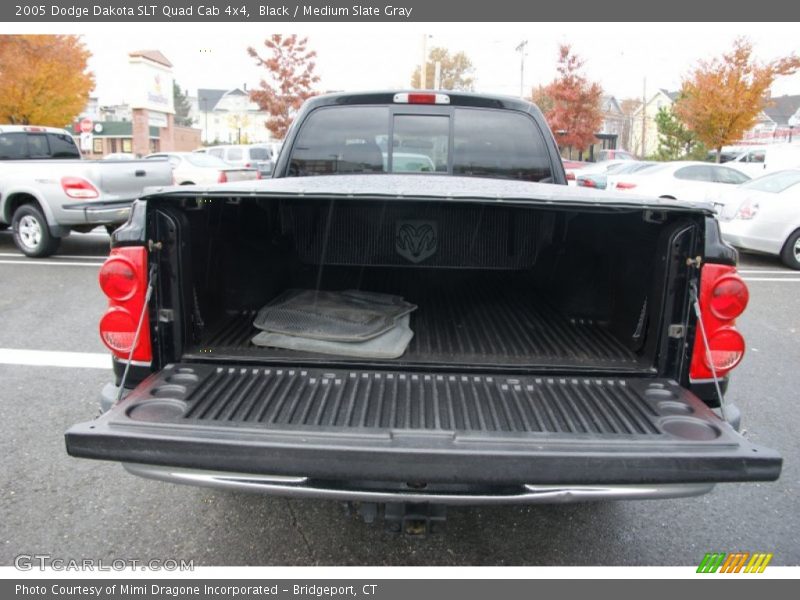 Black / Medium Slate Gray 2005 Dodge Dakota SLT Quad Cab 4x4