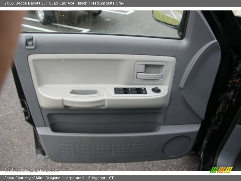 Black / Medium Slate Gray 2005 Dodge Dakota SLT Quad Cab 4x4
