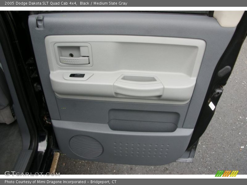 Black / Medium Slate Gray 2005 Dodge Dakota SLT Quad Cab 4x4