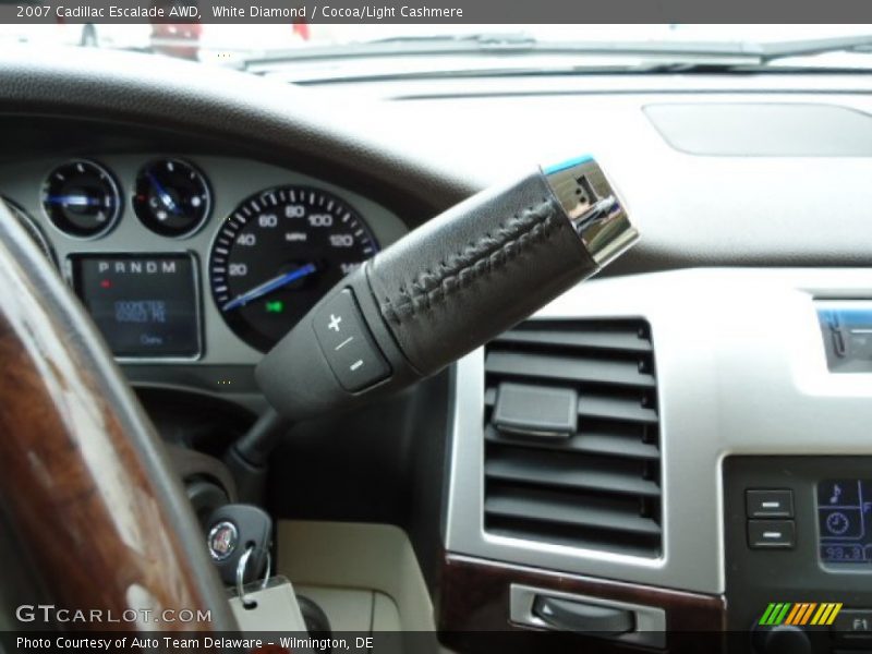 White Diamond / Cocoa/Light Cashmere 2007 Cadillac Escalade AWD