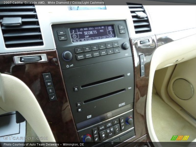 White Diamond / Cocoa/Light Cashmere 2007 Cadillac Escalade AWD