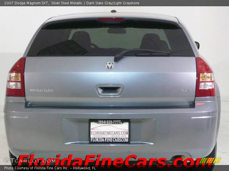Silver Steel Metallic / Dark Slate Gray/Light Graystone 2007 Dodge Magnum SXT