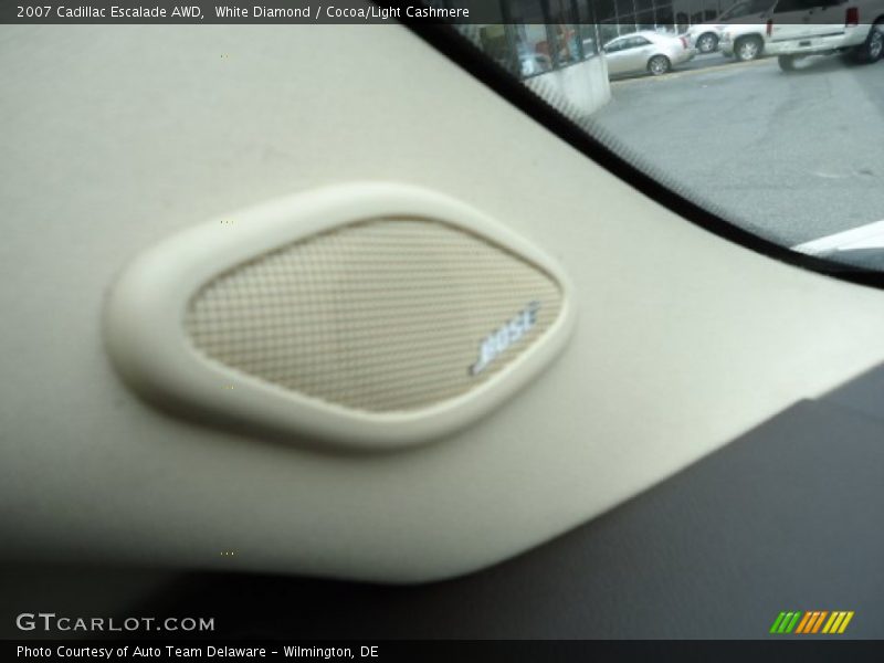 White Diamond / Cocoa/Light Cashmere 2007 Cadillac Escalade AWD