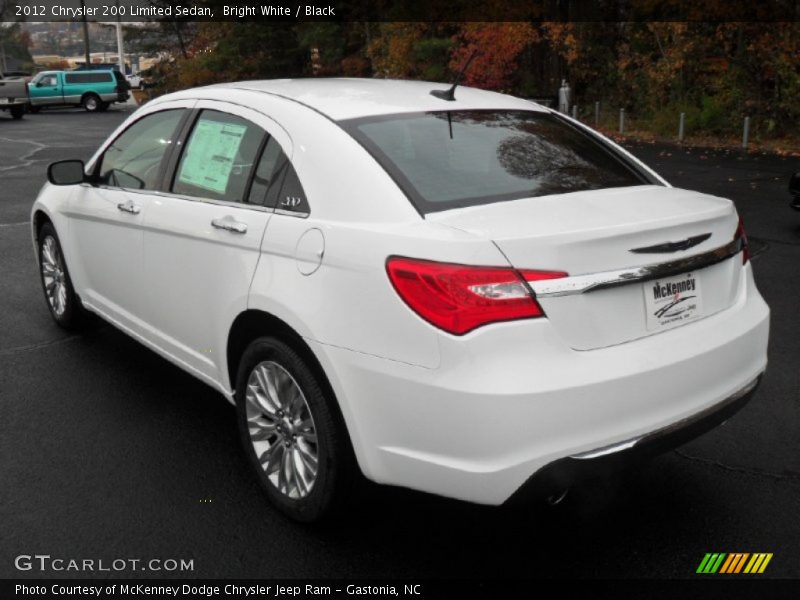 Bright White / Black 2012 Chrysler 200 Limited Sedan