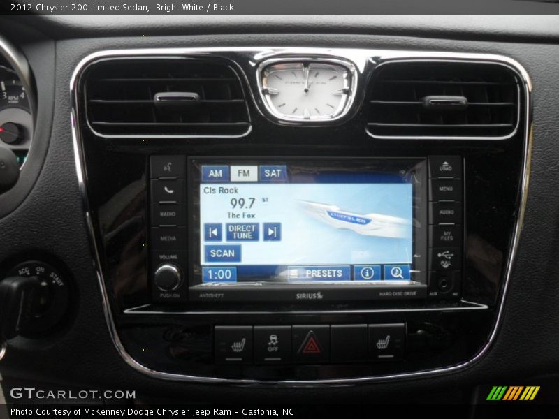 Bright White / Black 2012 Chrysler 200 Limited Sedan