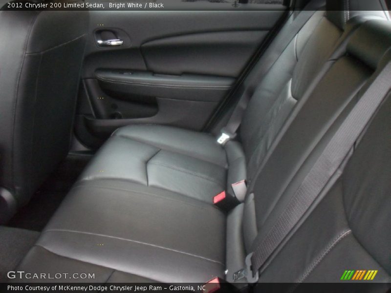 Bright White / Black 2012 Chrysler 200 Limited Sedan