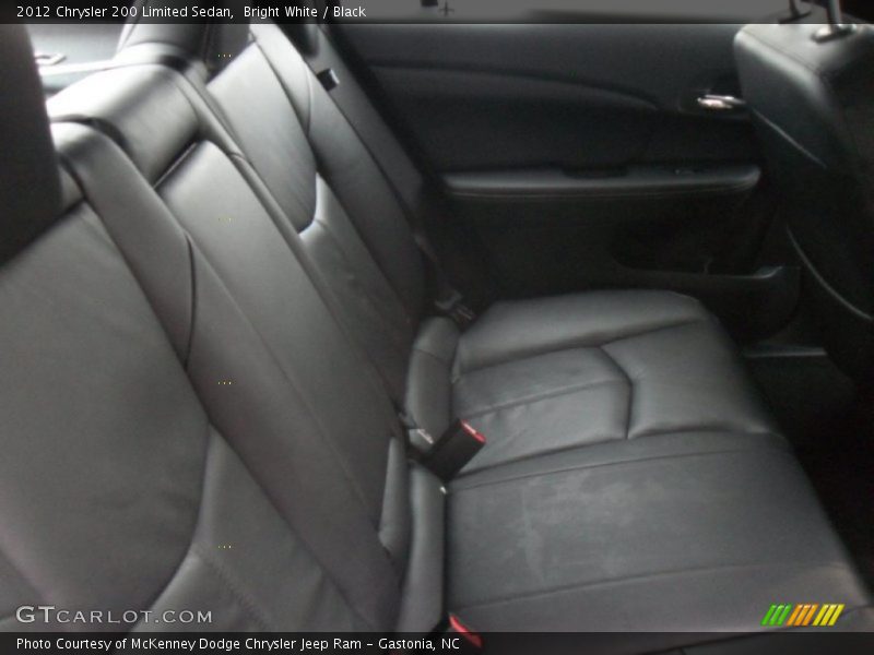 Bright White / Black 2012 Chrysler 200 Limited Sedan