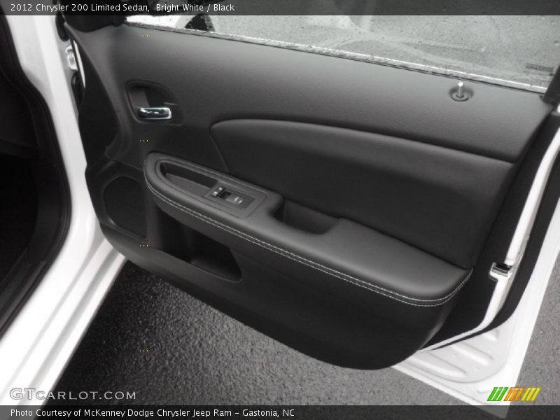Bright White / Black 2012 Chrysler 200 Limited Sedan